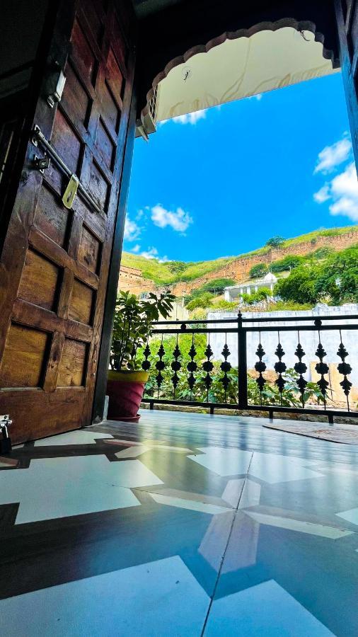 The Castle View Homestay Būndi Екстериор снимка